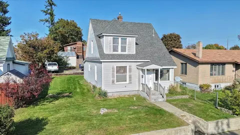 Exterior - 1317 E Dalton Ave, Spokane, WA 99207 photo 1 of 9