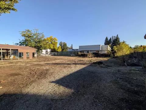 Exterior - 9006 E Sinto Ave, Spokane Valley, WA 99212 photo 5 of 6