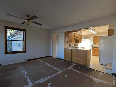 Living - 9006 E Sinto Ave, Spokane Valley, WA 99212 photo 4 of 4