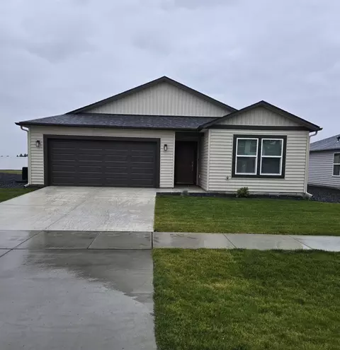 119 S Braeburn St, Deer Park, WA 99006