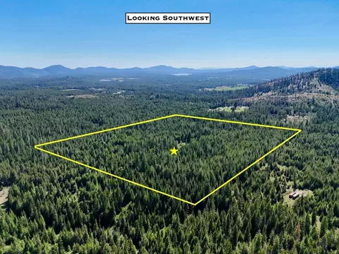 1922 Gray Rd, Newport, WA 99156