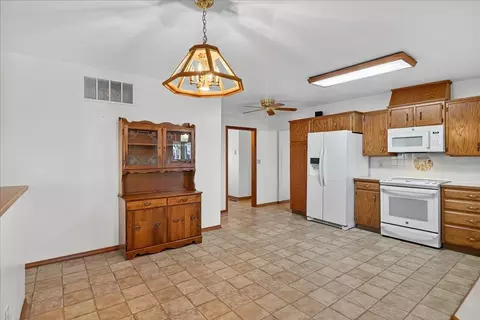 2008 E Boone Ave, Spokane, WA 99202 photo 13