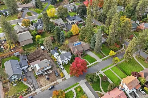 View/Area - 1016 E Overbluff Rd, Spokane, WA 99203 photo 6 of 7