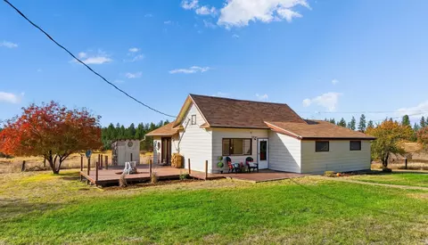 12124 S Sr 27 Hwy, Mica, WA 99023