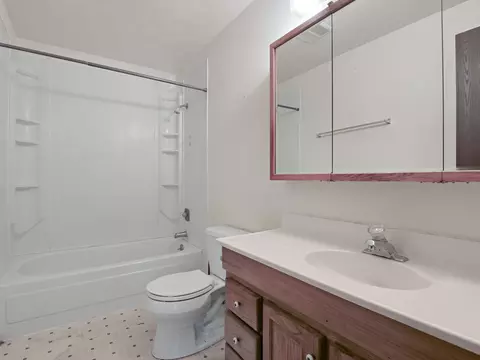 Bath - 4042 E 4th Ave, Spokane, WA 99202 photo 1 of 2