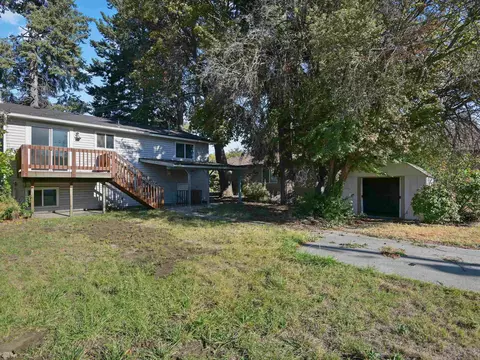 Exterior - 4042 E 4th Ave, Spokane, WA 99202 photo 4 of 6