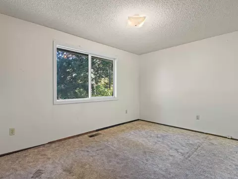 Bedroom - 4042 E 4th Ave, Spokane, WA 99202 photo 2 of 7