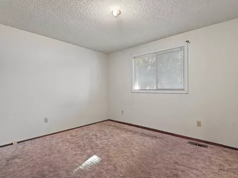 Bedroom - 4042 E 4th Ave, Spokane, WA 99202 photo 4 of 7