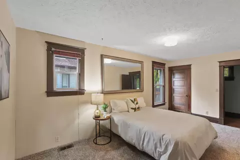 Bedroom - 1828 E Gordon Ave, Spokane, WA 99207 photo 1 of 5