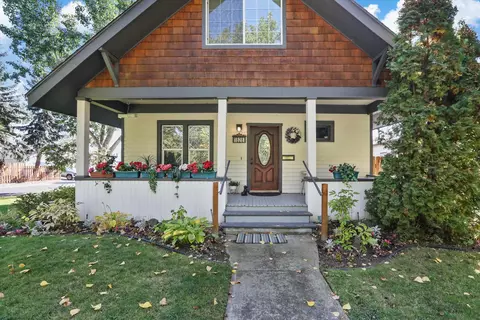 Exterior - 1828 E Gordon Ave, Spokane, WA 99207 photo 10 of 18