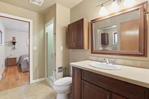 Bath - 11004 E 19th Ave, Spokane Valley, WA 99206 photo 1 of 4