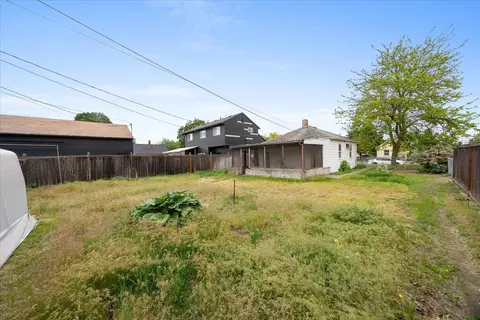 Exterior - 103 Everett Ave, Spokane, WA 99207 photo 5 of 11