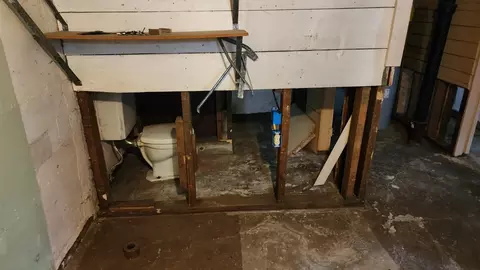 Bath - 103 Everett Ave, Spokane, WA 99207 photo 2 of 3