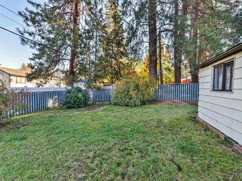Exterior - 4103 E Pratt Ave, Spokane, WA 99202 photo 4 of 9
