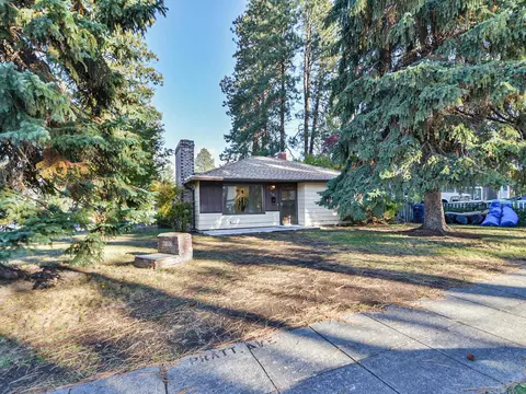 Exterior - 4103 E Pratt Ave, Spokane, WA 99202 photo 8 of 9