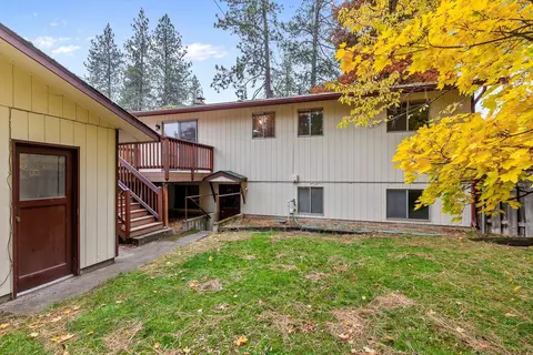 Exterior - 11304 E 17th Ave, Spokane Valley, WA 99206 photo 4 of 7