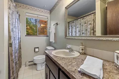 Bath - 11304 E 17th Ave, Spokane Valley, WA 99206 photo 1 of 2