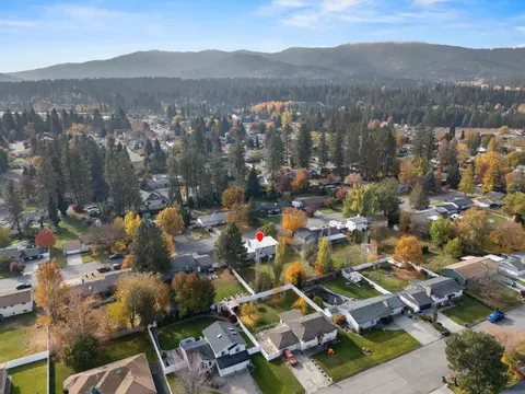 View/Area - 11303 E 35th Ave, Spokane Valley, WA 99206 photo 2 of 8