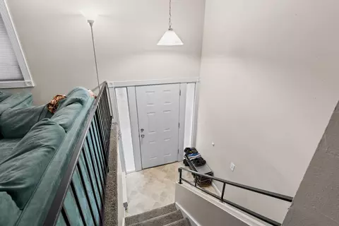Entry Way - 11303 E 35th Ave, Spokane Valley, WA 99206 photo 2 of 2