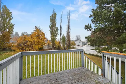 Exterior - 11303 E 35th Ave, Spokane Valley, WA 99206 photo 4 of 12