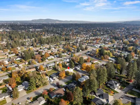 View/Area - 11303 E 35th Ave, Spokane Valley, WA 99206 photo 6 of 8