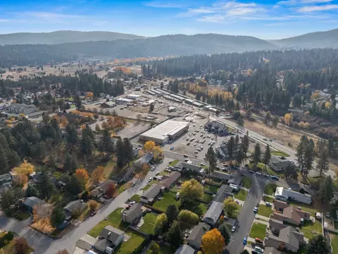 View/Area - 11303 E 35th Ave, Spokane Valley, WA 99206 photo 4 of 8