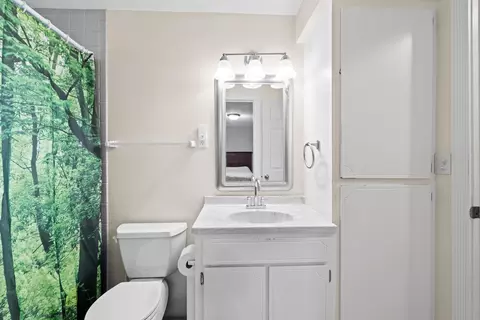 Bath - 11303 E 35th Ave, Spokane Valley, WA 99206 photo 2 of 3