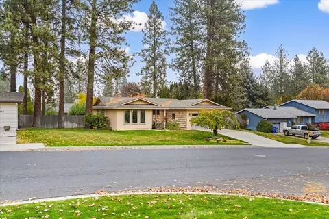 5813 E 16th Ave, Spokane Valley, WA 99212 photo 2