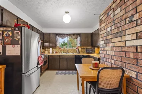 5813 E 16th Ave, Spokane Valley, WA 99212 photo 13