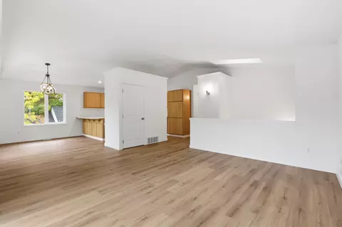 Living - 3620 E Pratt Ave, Spokane, WA 99202 photo 3 of 6