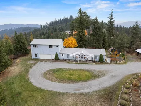 9307 N Harvard Rd, Newman Lake, WA 99025