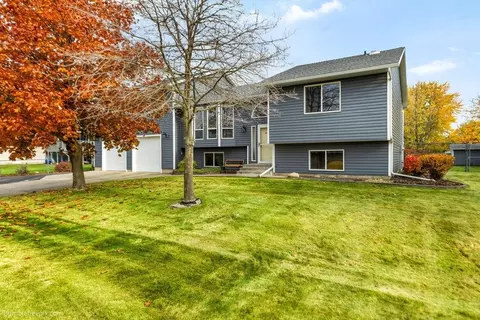 5718 N Martinson Rd, Newman Lake, WA 99025