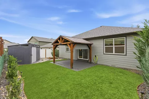 Exterior - 1110 E Paske Rd, Colbert, WA 99005 photo 7 of 8