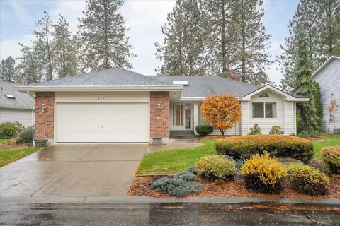 6415 N Royal Crescent Ln, Spokane, WA 99205
