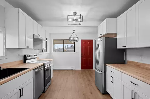 Kitchen - 426 E Olympic Ave, Spokane, WA 99207 photo 3 of 7