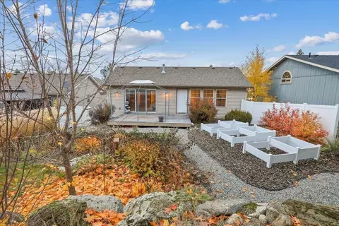 Exterior - 4910 E 15th Ave, Spokane Valley, WA 99212 photo 14 of 17