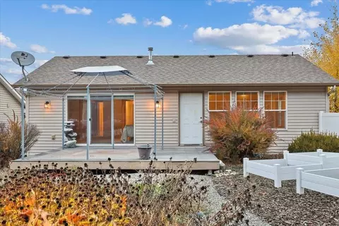 Exterior - 4910 E 15th Ave, Spokane Valley, WA 99212 photo 10 of 17