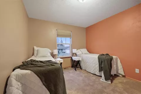 Bedroom - 4910 E 15th Ave, Spokane Valley, WA 99212 photo 5 of 6