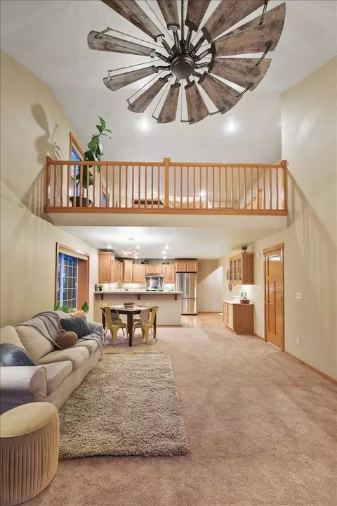 Living - 4910 E 15th Ave, Spokane Valley, WA 99212 photo 4 of 8