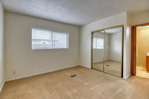 553 E Olympic Ave, Spokane, WA 99207 photo 8