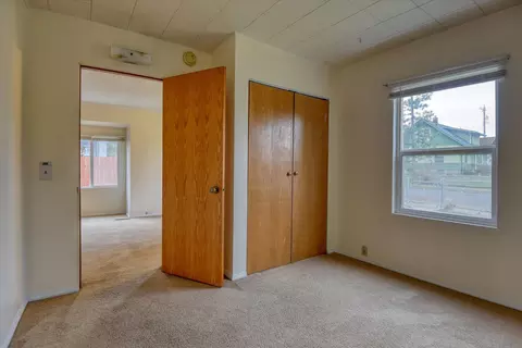 553 E Olympic Ave, Spokane, WA 99207 photo 7