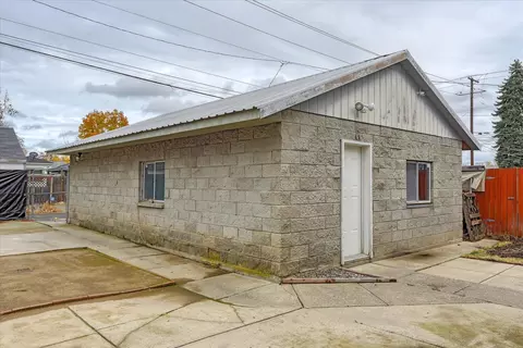 553 E Olympic Ave, Spokane, WA 99207 photo 37