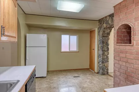 553 E Olympic Ave, Spokane, WA 99207 photo 30