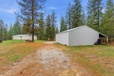 38609 N Madison Rd, Elk, WA 99009