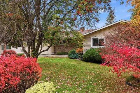 2216 S Vera Crest Dr, Spokane Valley, WA 99037