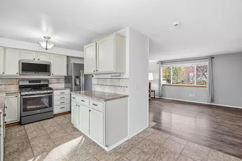 Kitchen - 13206 E Tall Tree Rd, Spokane Valley, WA 99216 photo 2 of 4