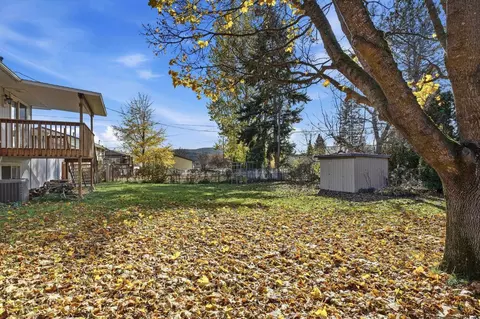 Exterior - 13206 E Tall Tree Rd, Spokane Valley, WA 99216 photo 4 of 7