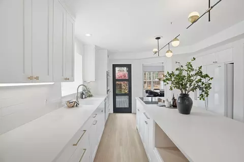 Kitchen - 4601 E Pineglen Rd, Mead, WA 99021 photo 5 of 6