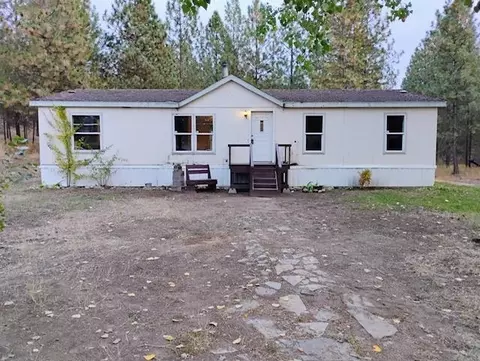 6442 Pascal Loop Rd, Fruitland, WA 99129