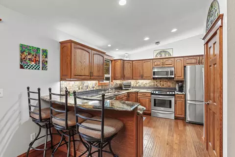 Kitchen - 11613 E 48th Ave, Spokane Valley, WA 99206 photo 1 of 2
